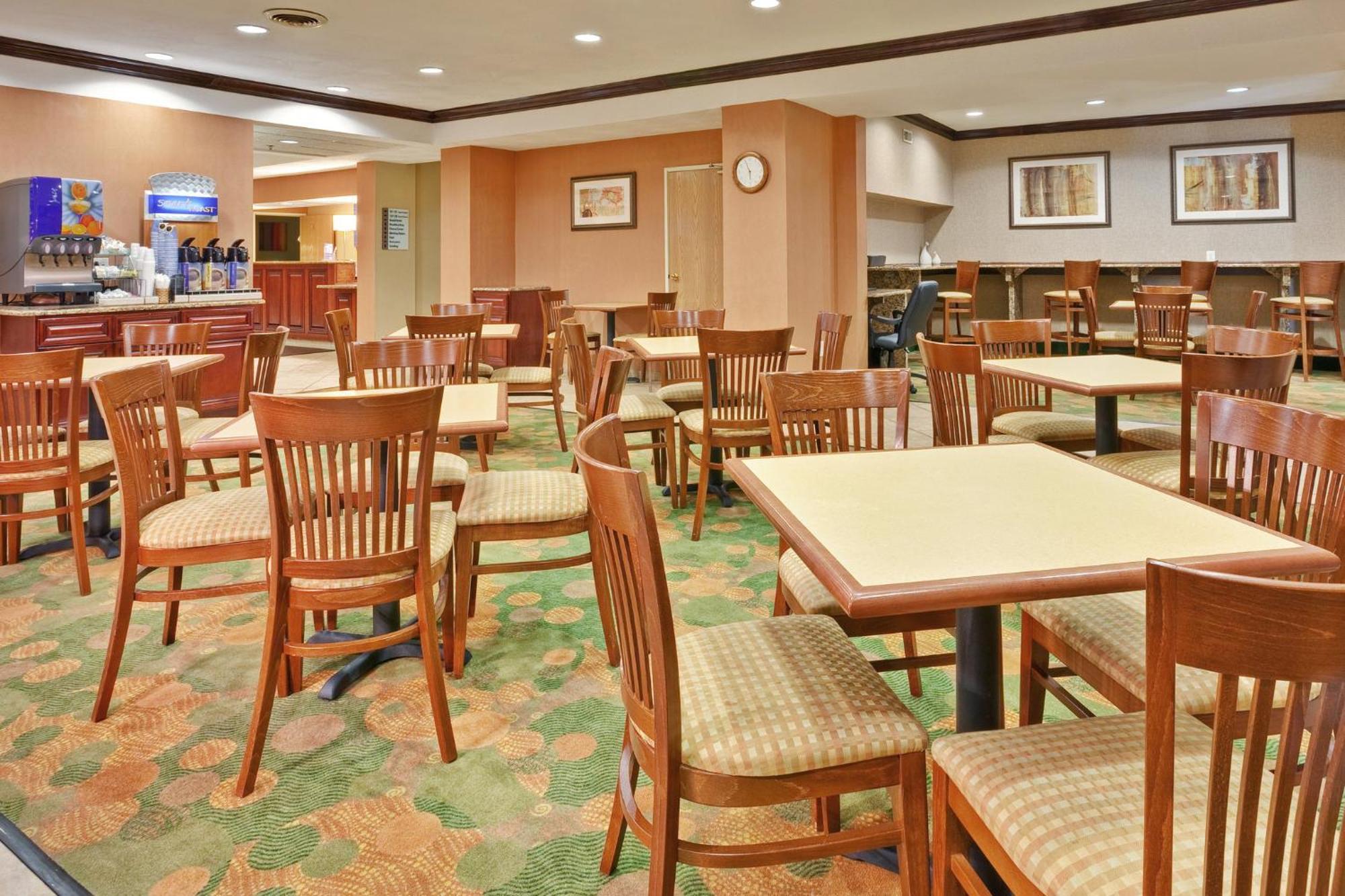 Holiday Inn Express Winfield - Teays Valley, An Ihg Hotel Hurricane Kültér fotó